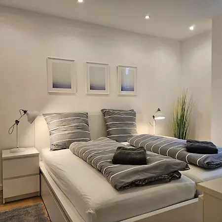 アパート White Line キール